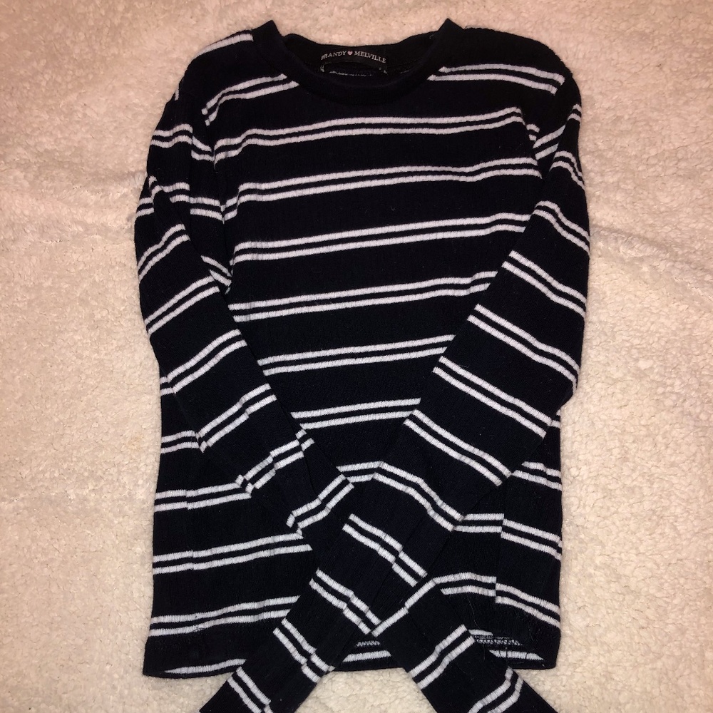 ONLY WORN ONCE Brandy Melville shirt